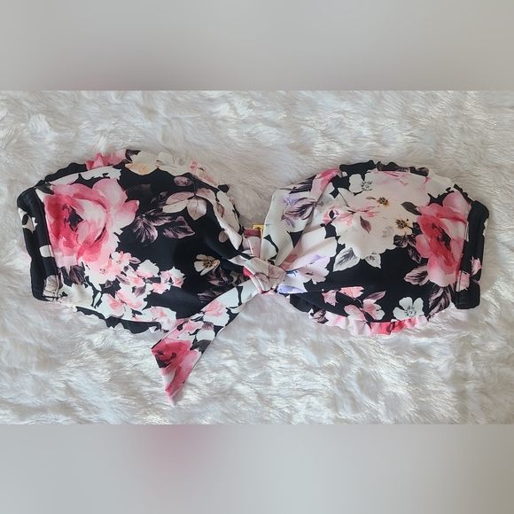 Set of 2 Bikini Swimsuit Tops, Sz Small - Picture 5 of 8